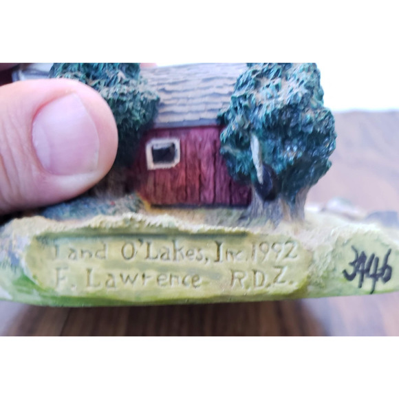 Land O' Lakes "Farm Scene" ResinCast Display Limited Edition 1992 by F. Lawrence - Picture 6 of 10